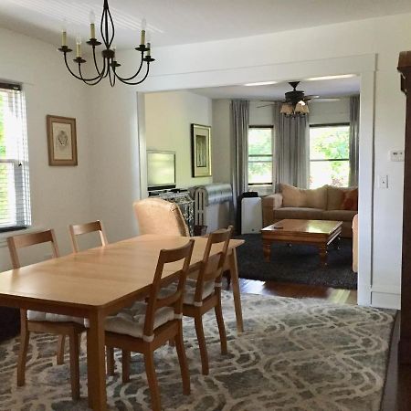 Oak Park Beauties - Tree Lined Streets - Walkable Appartement Buitenkant foto